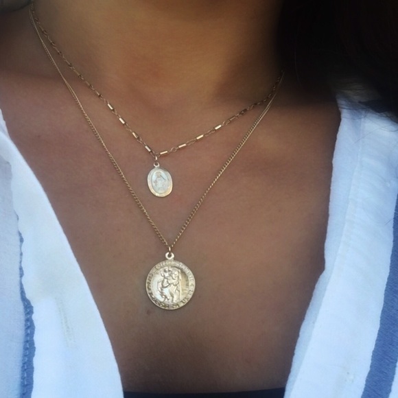 Gold Filled Miraculous Mary Necklace - Picture 5 of 8